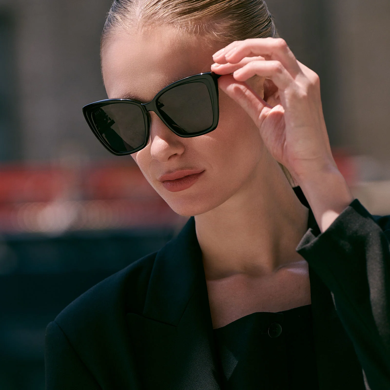 BECKY II - BLACK + DARK SMOKE POLARIZED SUNGLASSES - Image 5