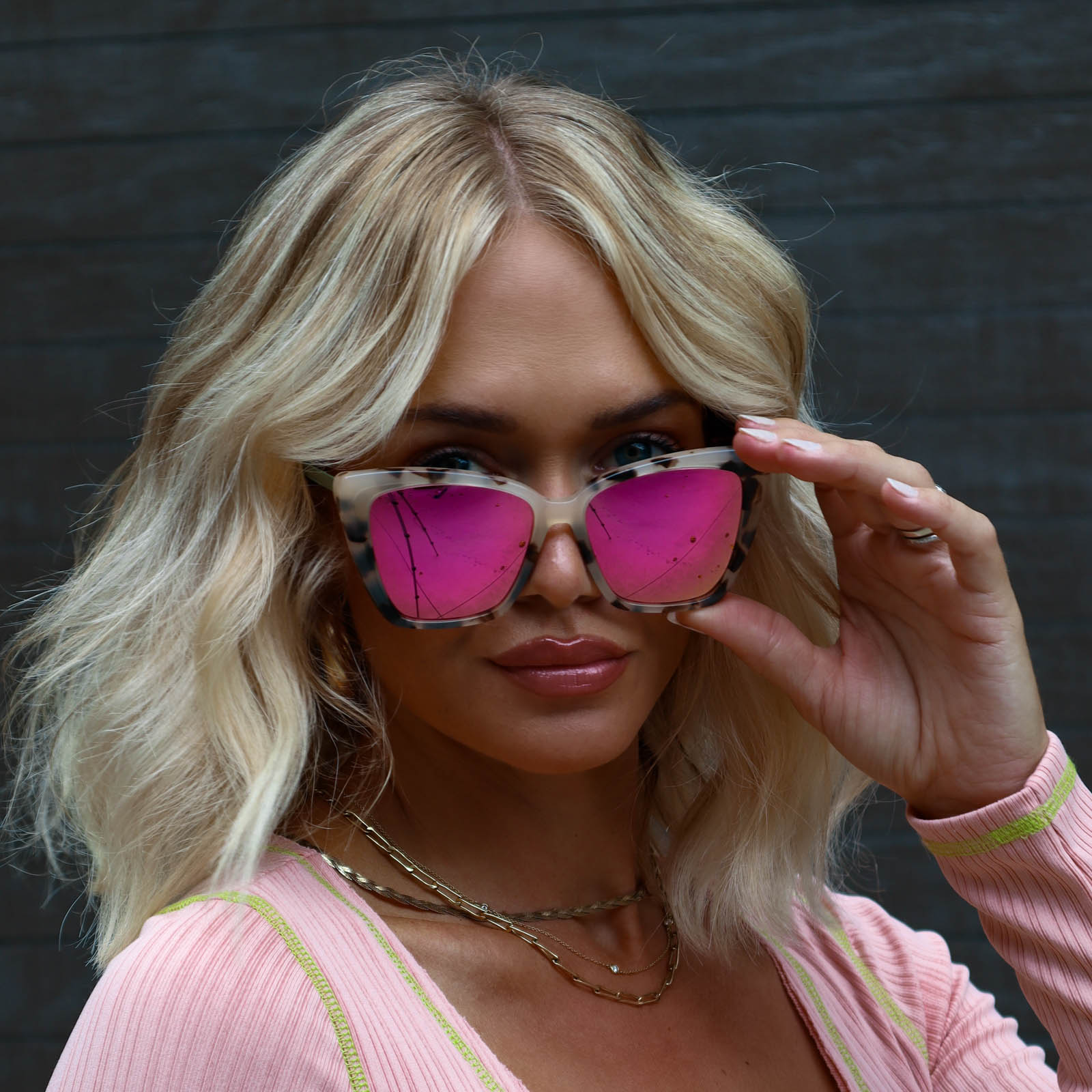 BECKY II - CREAM TORTOISE + PINK MIRROR SUNGLASSES - Image 6