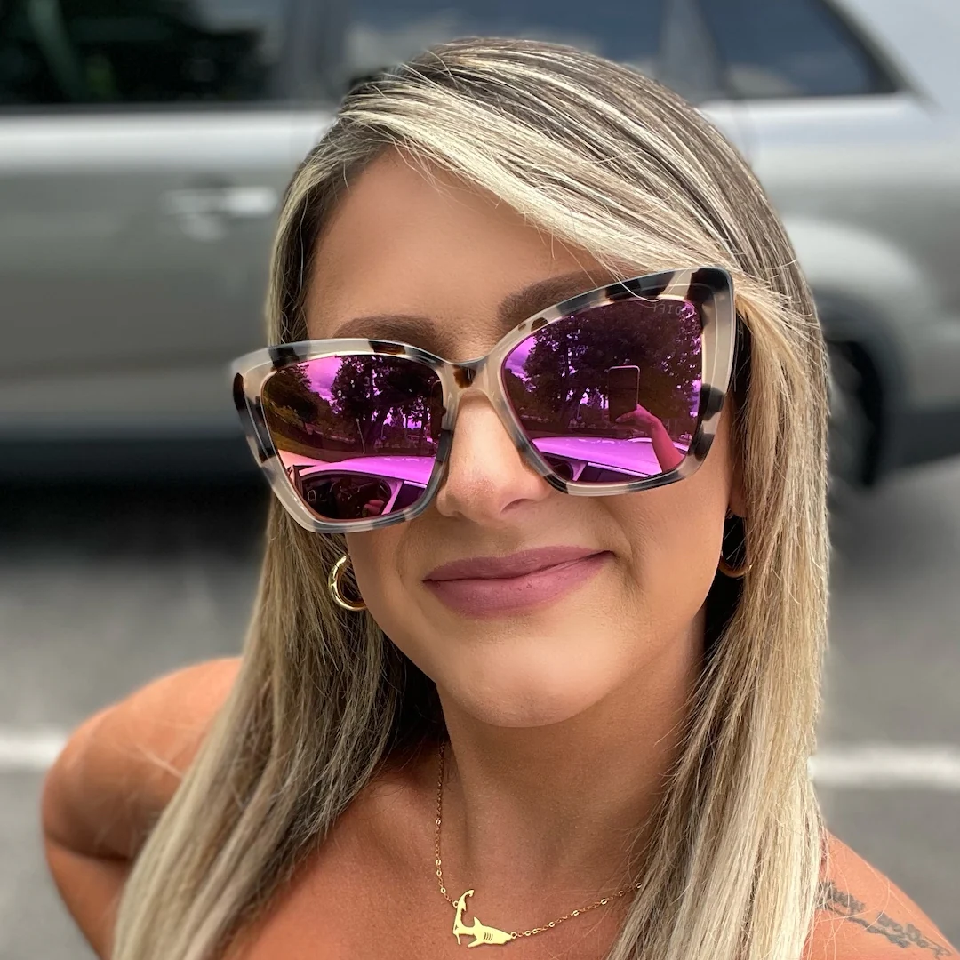 BECKY II - CREAM TORTOISE + PINK MIRROR SUNGLASSES - Image 9