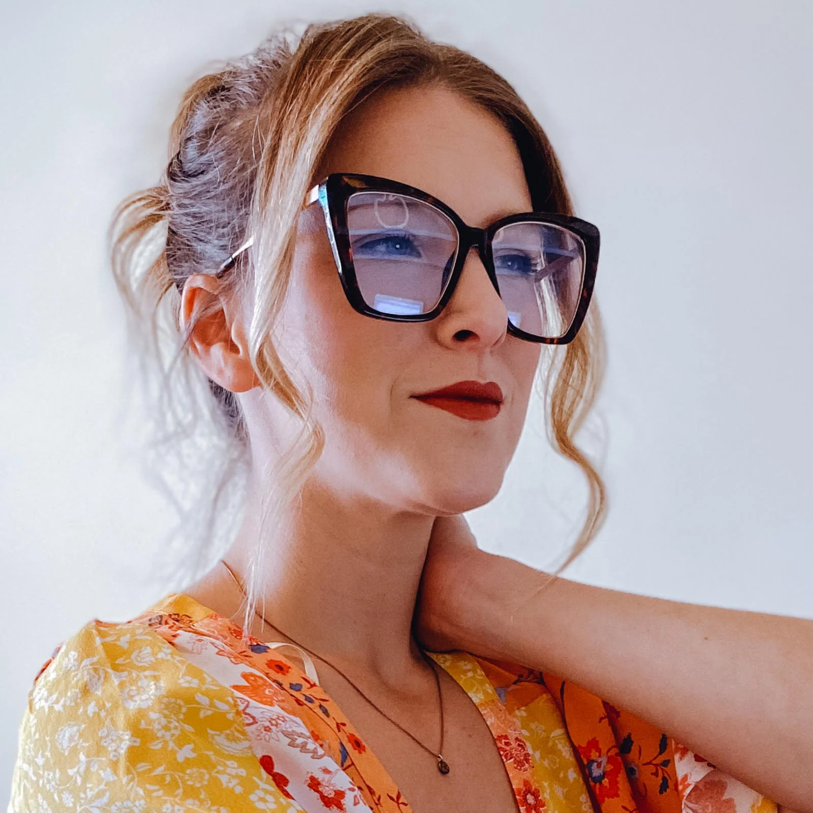 BECKY IV - AMBER TORTOISE + BLUE LIGHT TECHNOLOGY GLASSES - Image 8