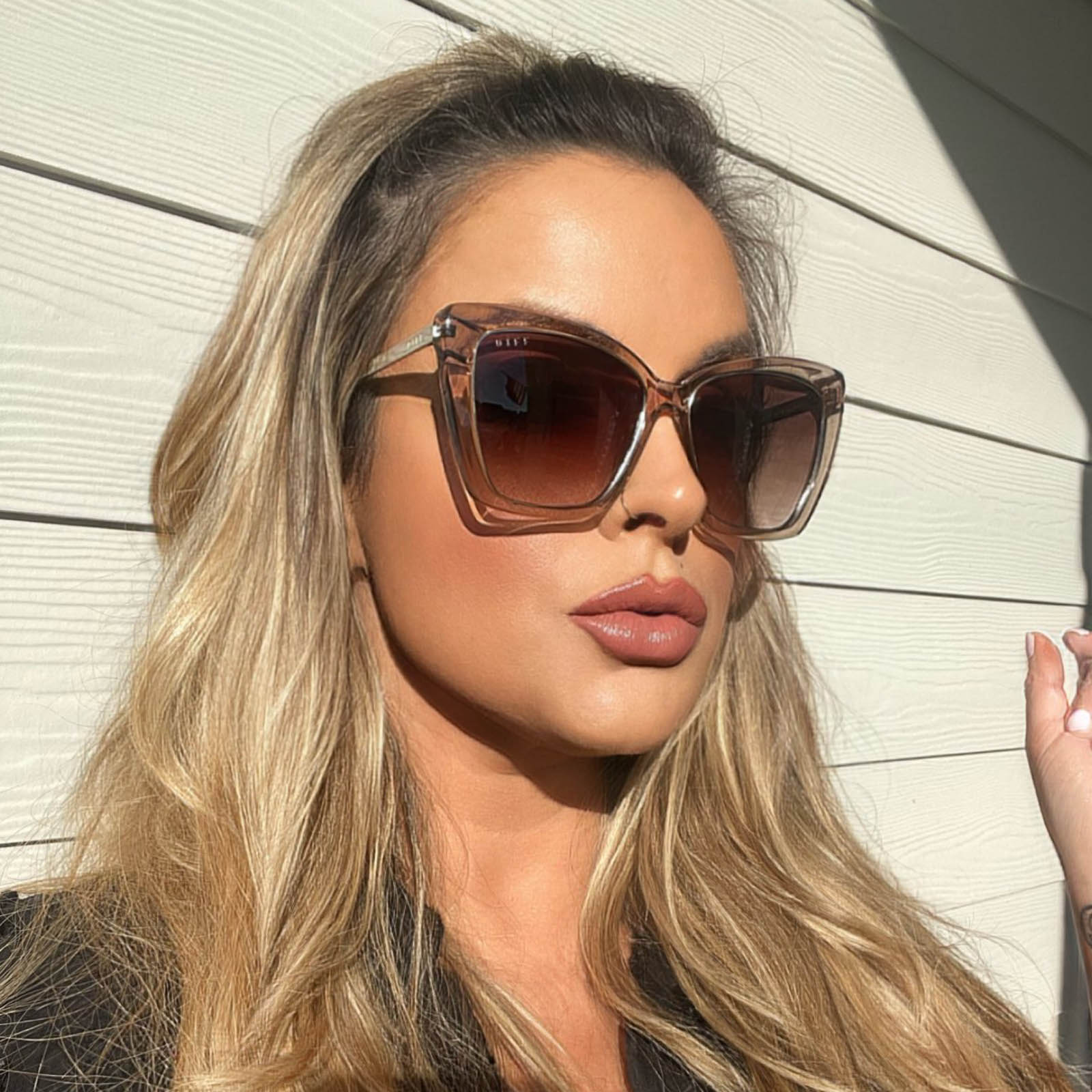 BECKY IV - VINTAGE CRYSTAL + BROWN GRADIENT SUNGLASSES - Image 11