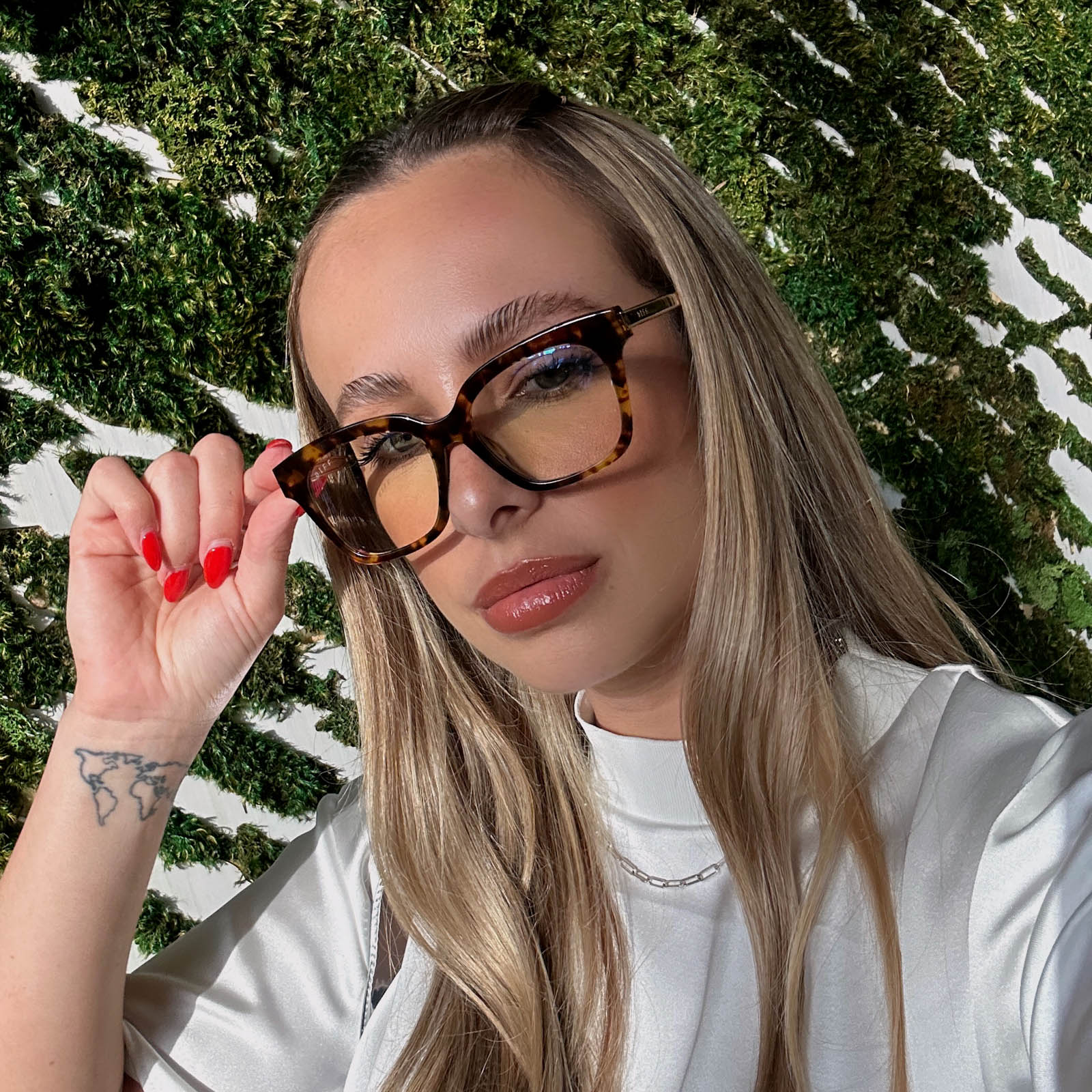 BELLA XS - AMBER TORTOISE + BLUE LIGHT TECHNOLOGY GLASSES - Image 6