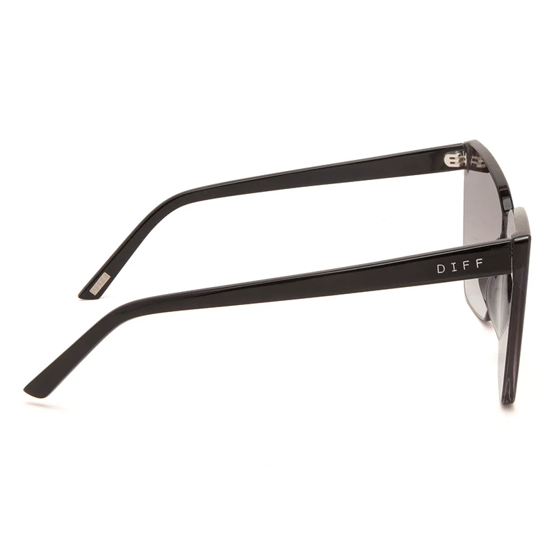 GOLDIE - BLACK + SMOKE FLASH SUNGLASSES - Image 3
