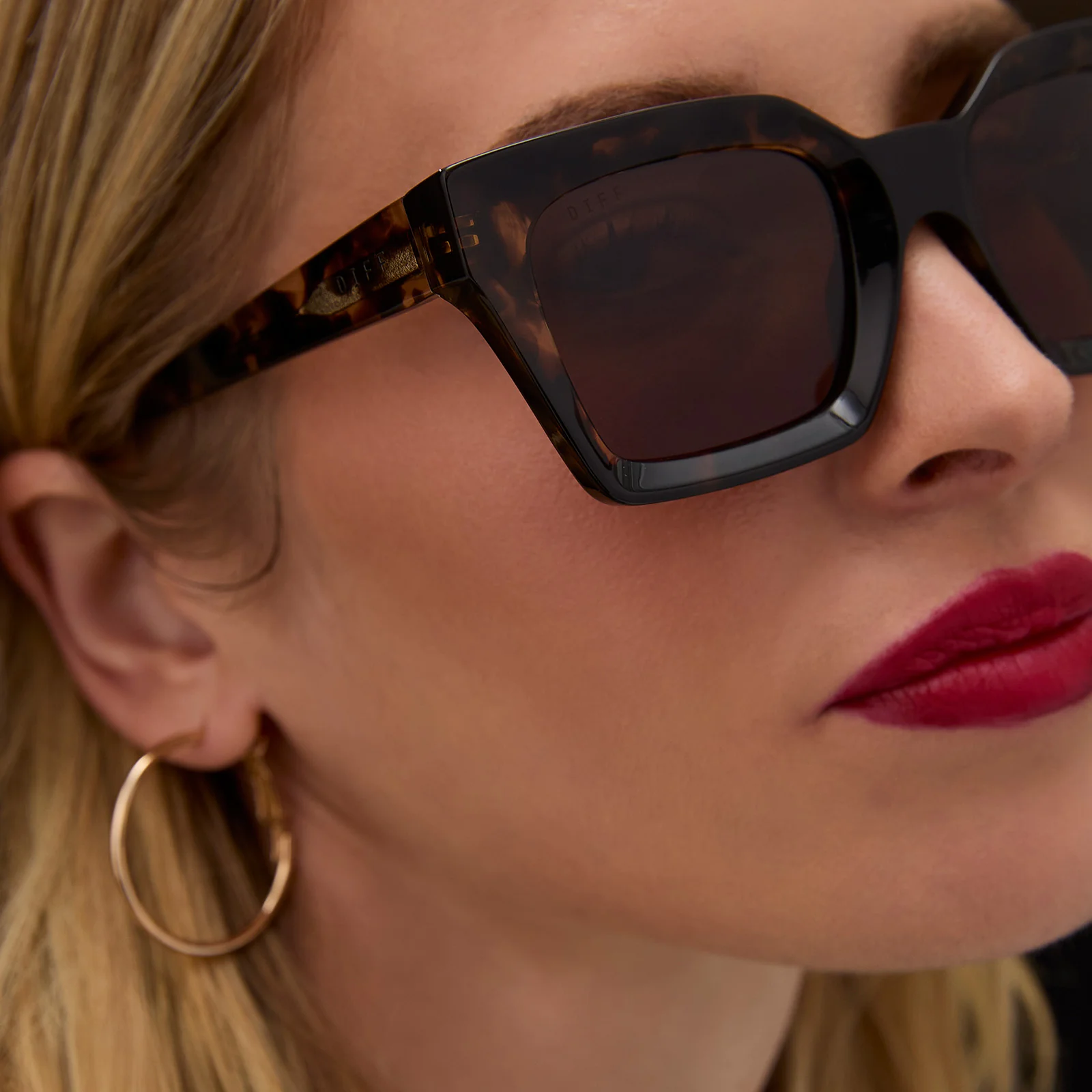 GREER - ESPRESSO TORTOISE + BROWN GRADIENT + POLARIZED SUNGLASSES - Image 7