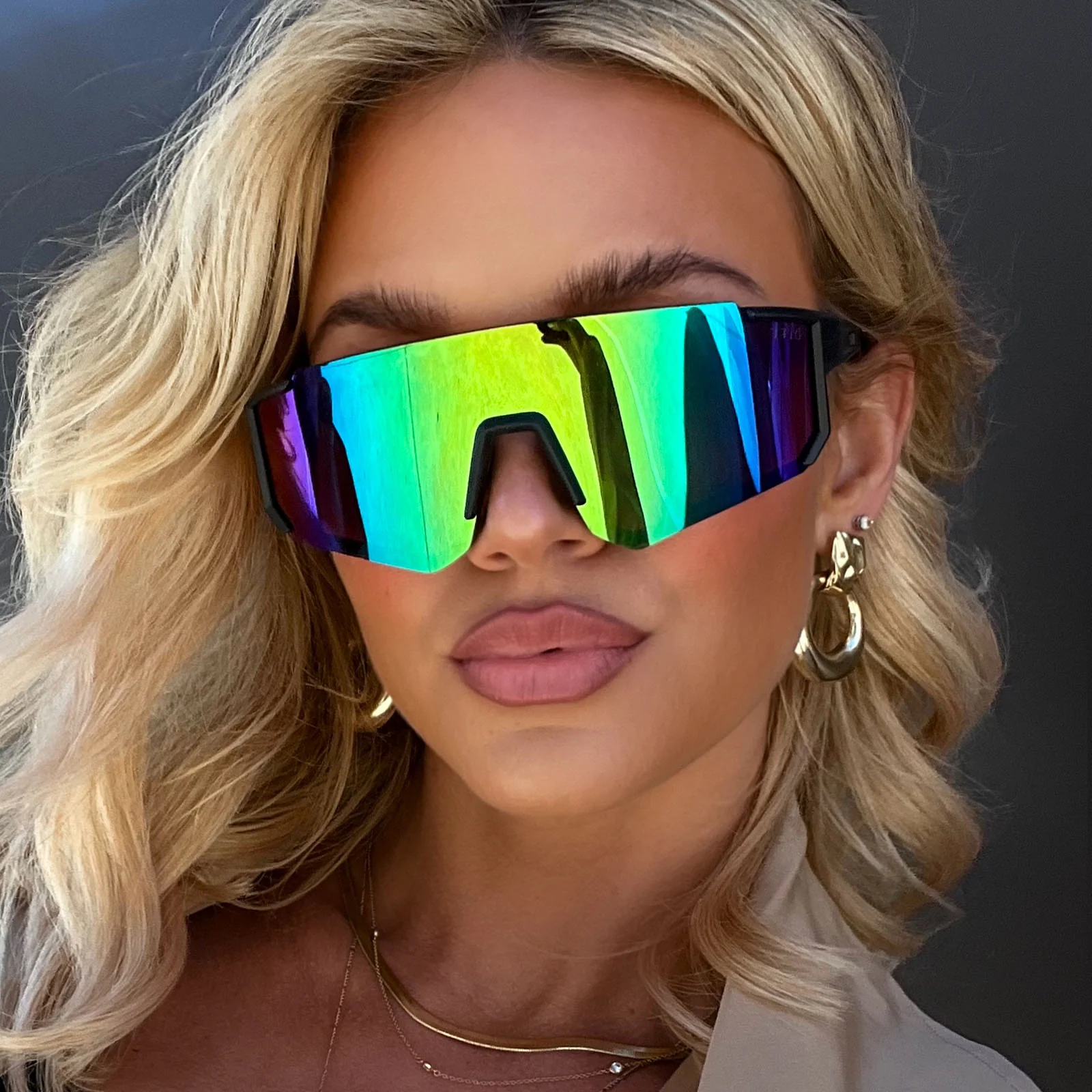 HEAT - MATTE BLACK + GREEN MIRROR + POLARIZED SUNGLASSES - Image 19