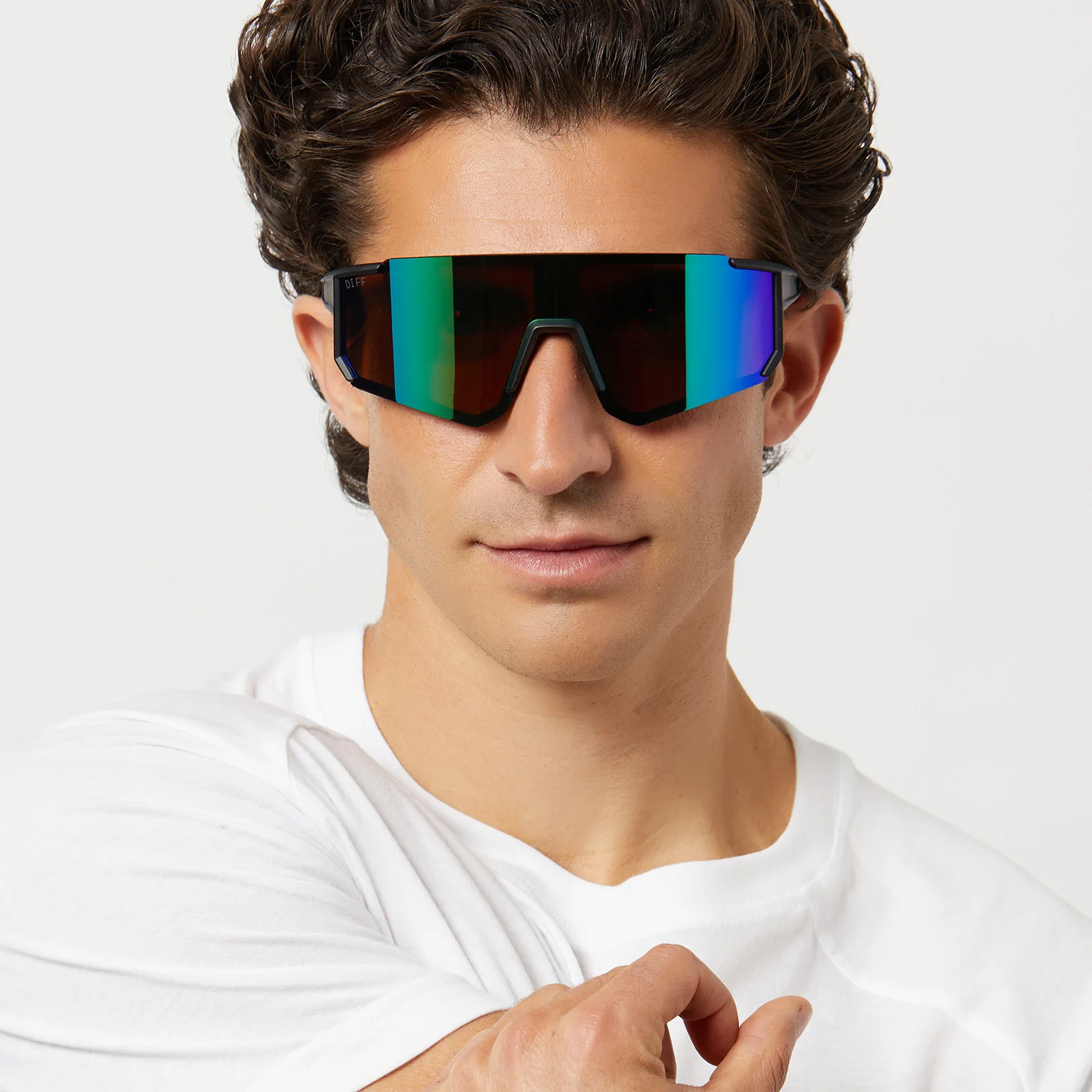 HEAT - MATTE BLACK + GREEN MIRROR + POLARIZED SUNGLASSES - Image 9