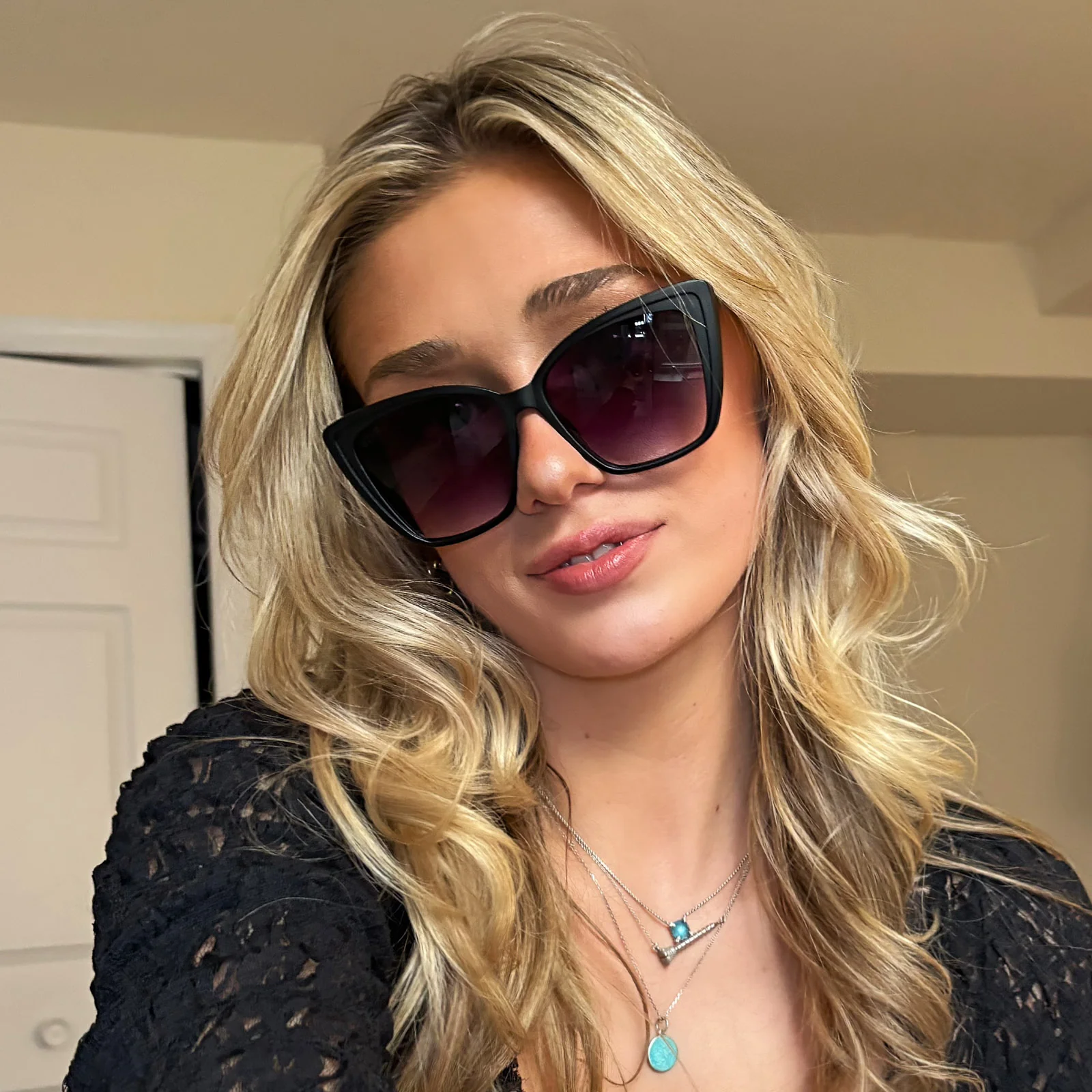 HEIDI - MATTE BLACK + GREY GRADIENT SHARP SUNGLASSES - Image 8