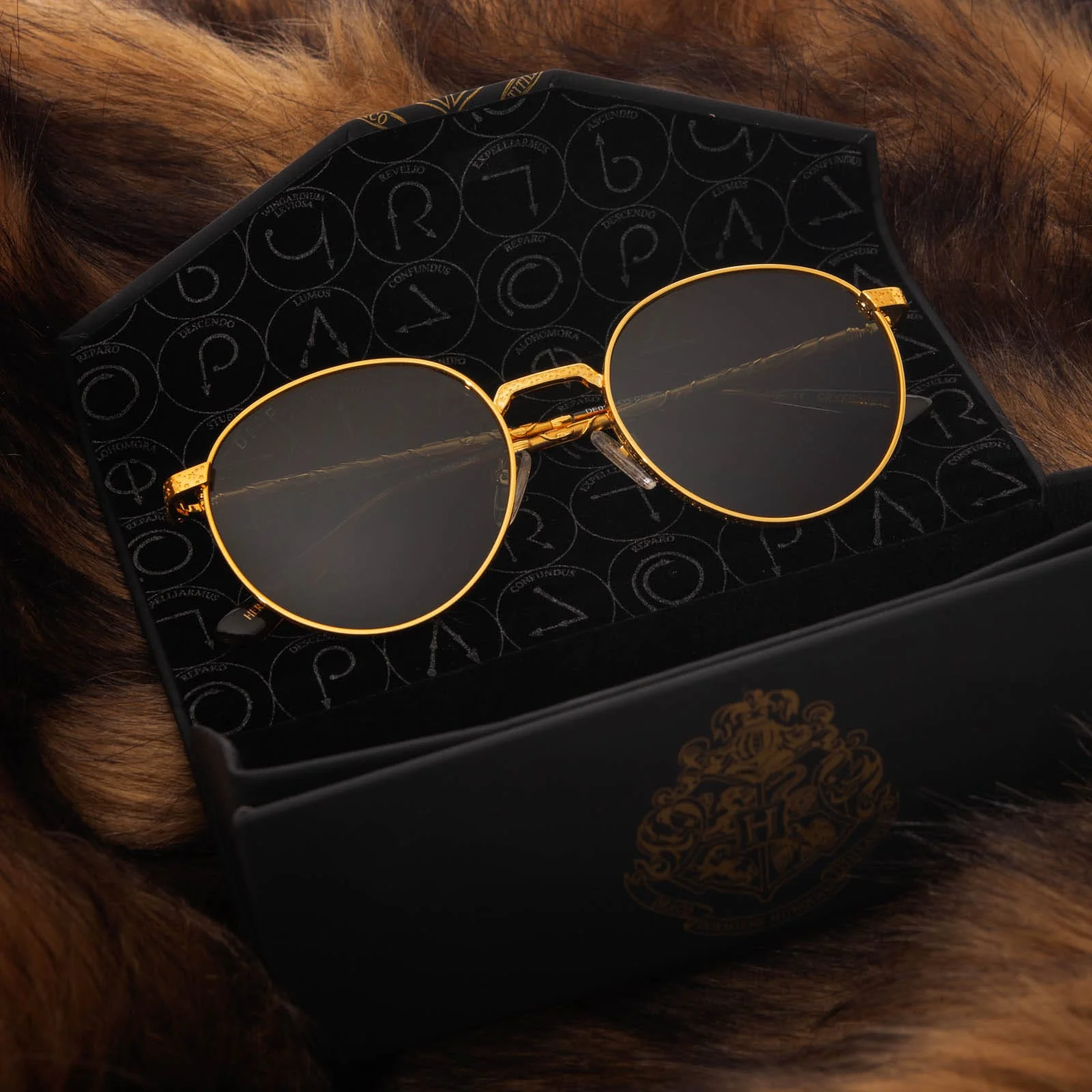 HERMIONE GRANGER™ - GOLD + GREY SUNGLASSES - Image 6