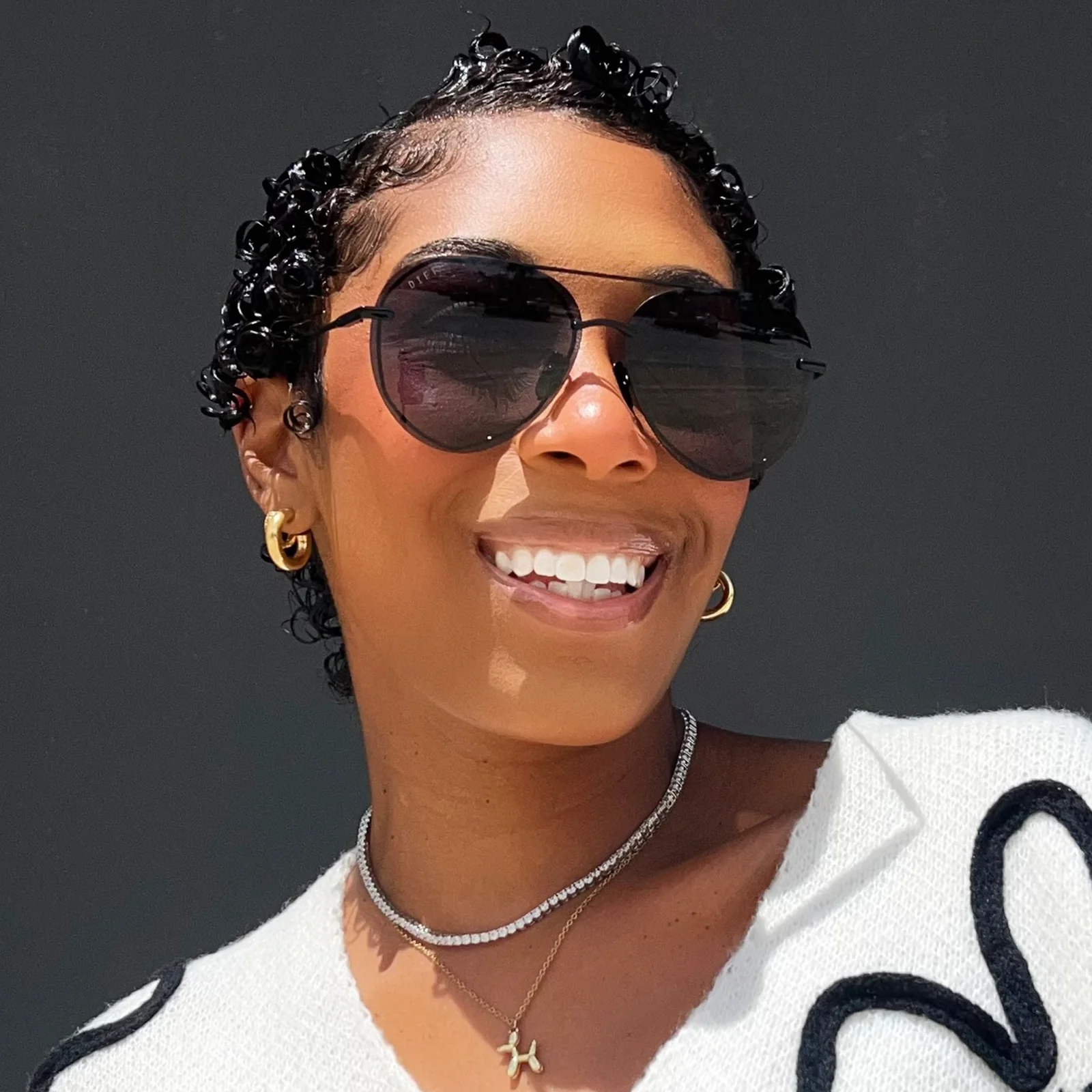 LENOX - BLACK + GREY SUNGLASSES - Image 12