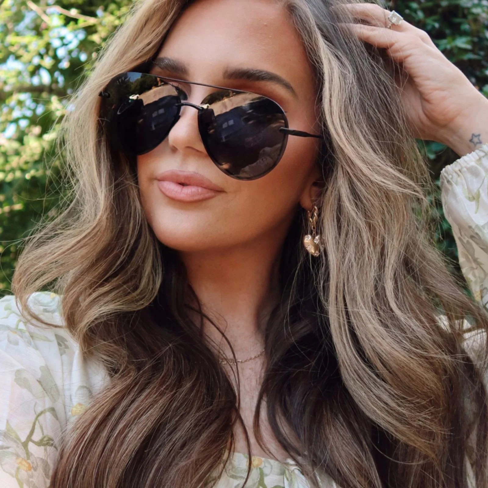 LENOX - BLACK + GREY SUNGLASSES - Image 5