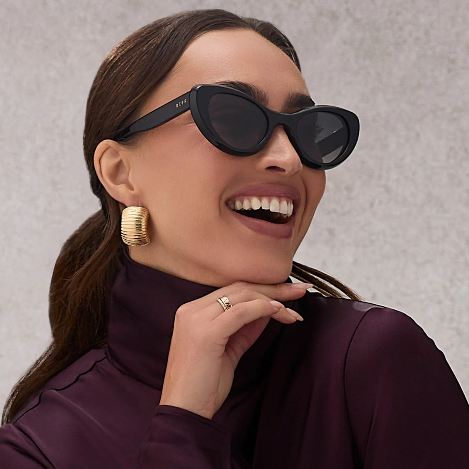 ZARIA - BLACK + GREY GRADIENT + POLARIZED SUNGLASSES - Image 6